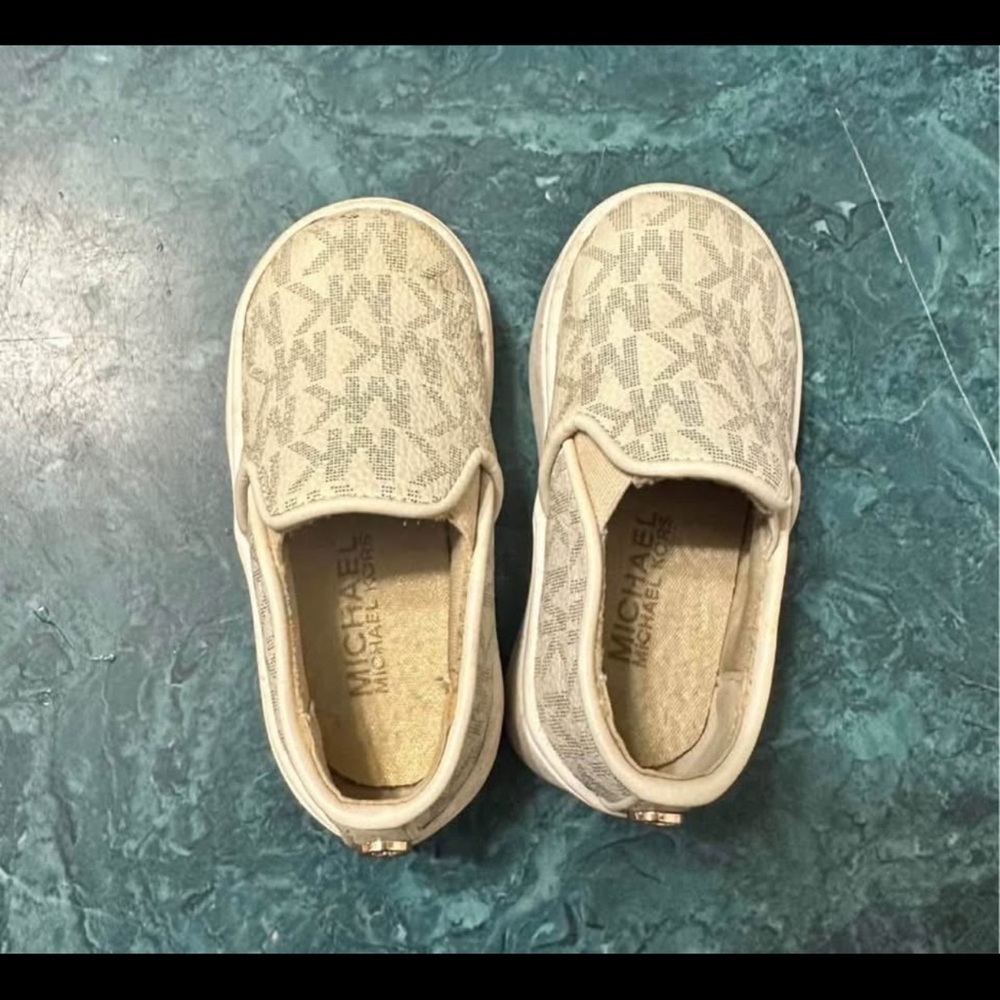 Michael Kors Kids Beige Monogram Sneakers